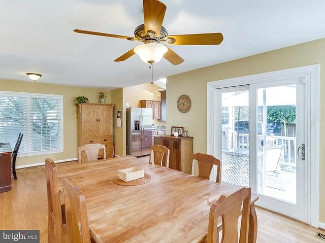 6601 FORSYTHIA ST, Springfield, VA 22150