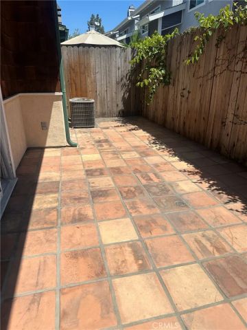 263 E Glenarm, Pasadena, CA 91106