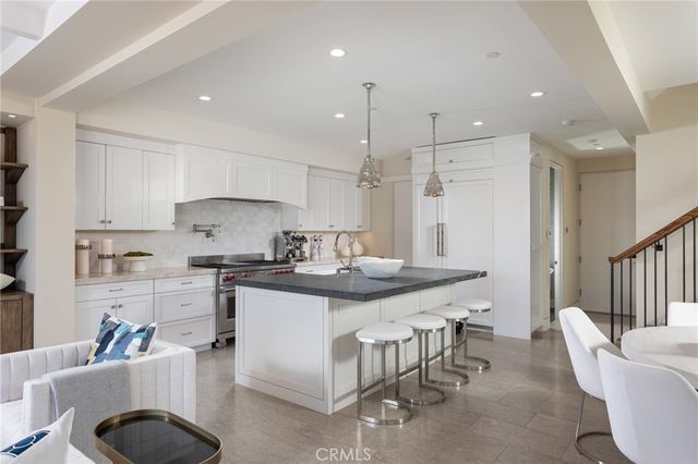 308 Grand Canal, Newport Beach, CA 92662