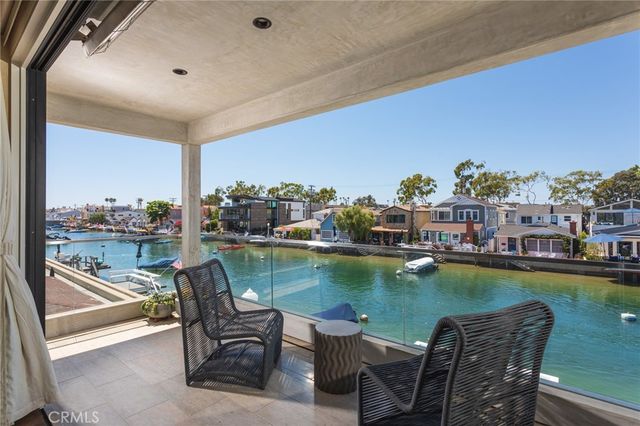 308 Grand Canal, Newport Beach, CA 92662