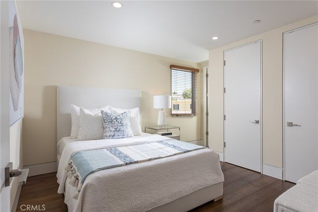 308 Grand Canal, Newport Beach, CA 92662