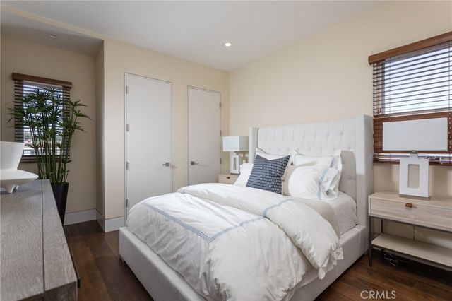 308 Grand Canal, Newport Beach, CA 92662