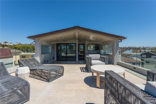 308 Grand Canal, Newport Beach, CA 92662