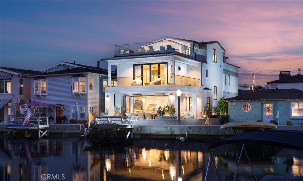 308 Grand Canal, Newport Beach, CA 92662