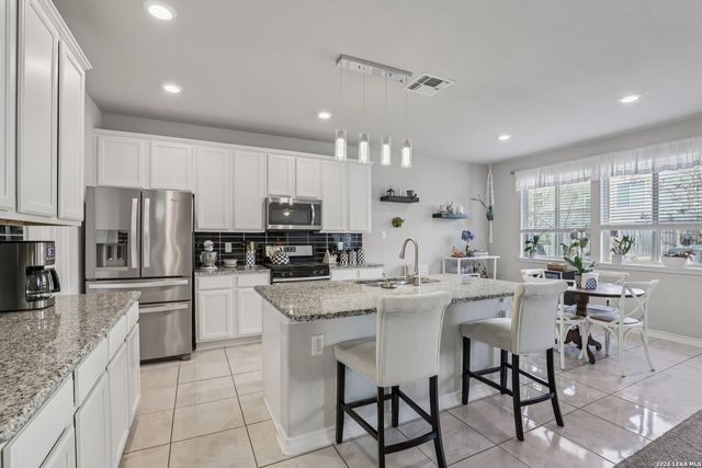 21530 Arroyo Frio, San Antonio, TX 78259