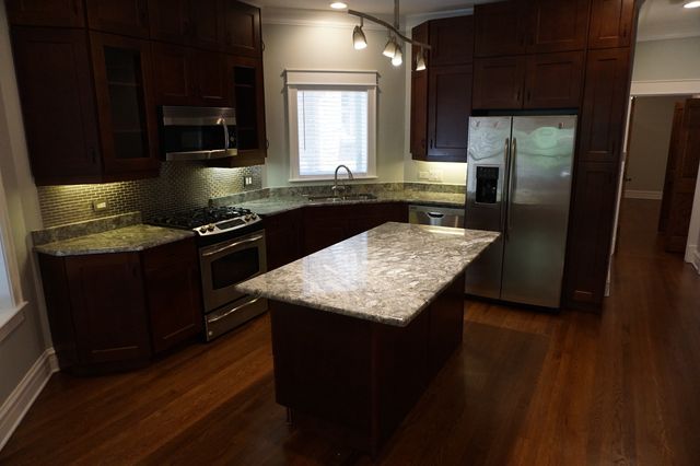 1453 W Thome Avenue 1, Chicago, IL 60660
