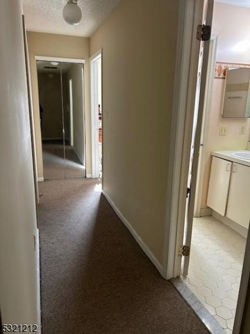 91 Callahan Ct, Newark City, NJ 07103