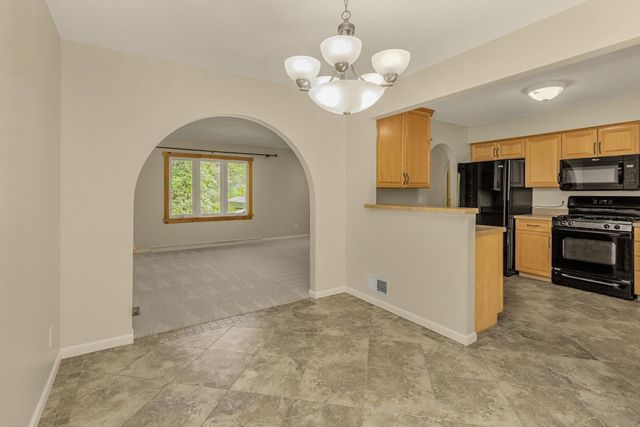 2542 147th Lane NE, Ham Lake, MN 55304
