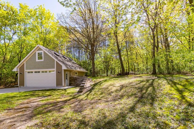 2542 147th Lane NE, Ham Lake, MN 55304