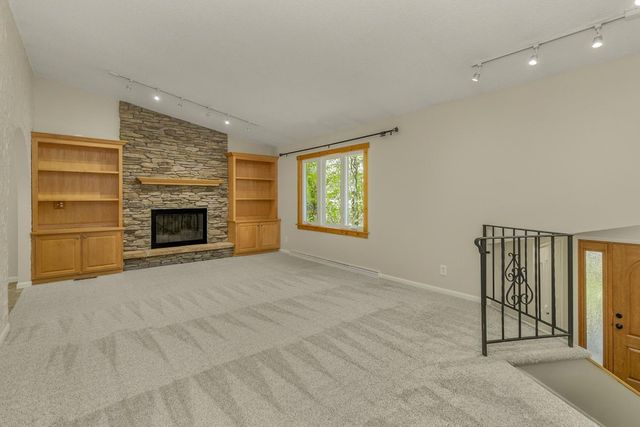 2542 147th Lane NE, Ham Lake, MN 55304