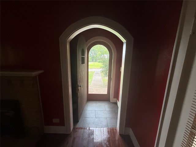 437 Jefferson Street, Pittsburg, TX 75686