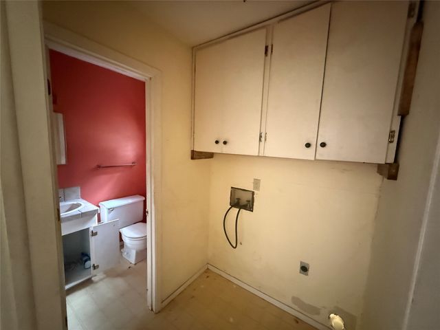 437 Jefferson Street, Pittsburg, TX 75686