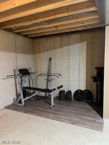 3225 Brentwood Drive, Akron, OH 44312