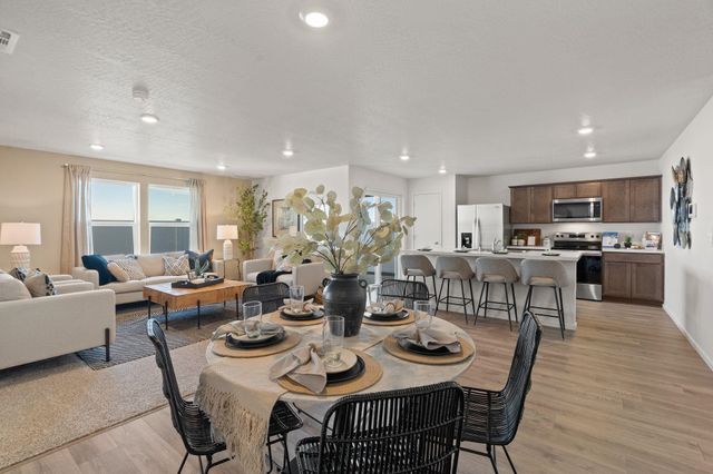 13504 W Crosswinds Ave, Airway Heights, WA 99001