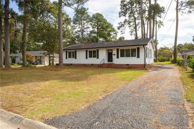 1813 Manteo Street, Fayetteville, NC 28303
