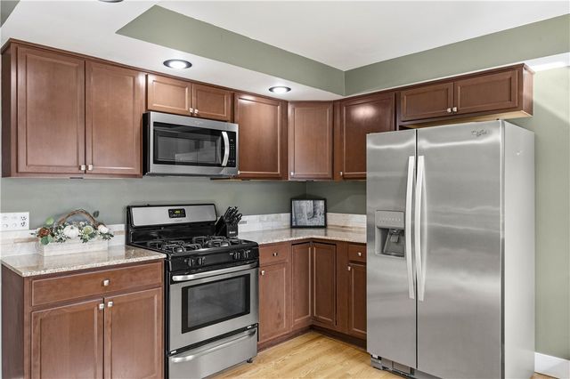 1679 Plank Road, Penfield, NY 14580