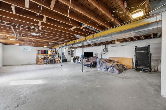 1679 Plank Road, Penfield, NY 14580