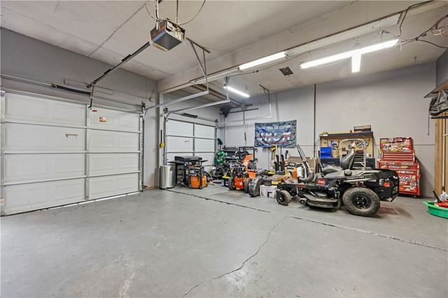 1679 Plank Road, Penfield, NY 14580