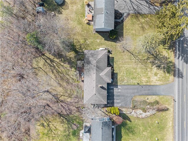 1679 Plank Road, Penfield, NY 14580