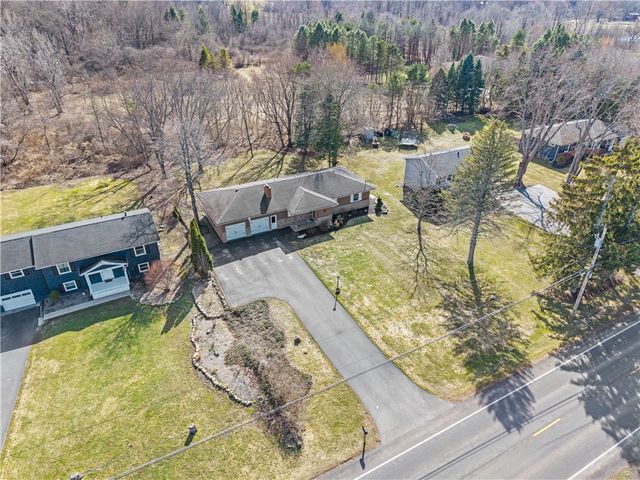 1679 Plank Road, Penfield, NY 14580