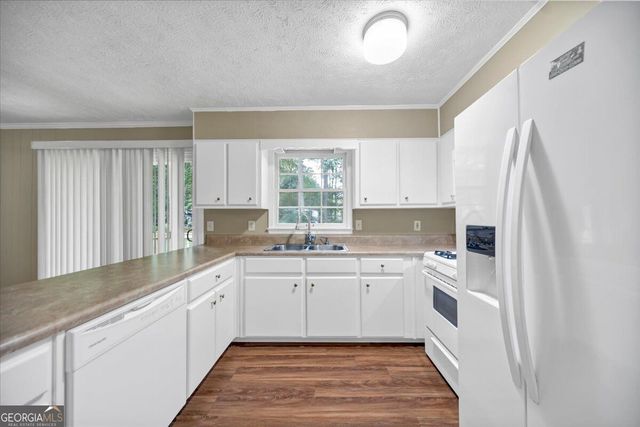2367 Lake Jodeco Road, Jonesboro, GA 30236