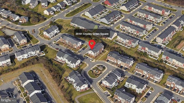 25101 CROXLEY GREEN SQ, Aldie, VA 20105