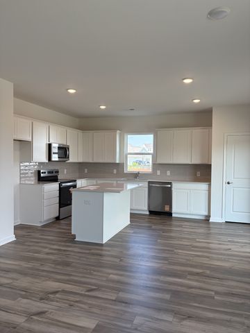 3625 Haplander Ct, Columbia, TN 38401