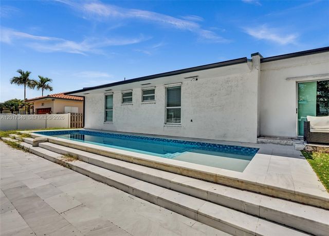 2001 NE 122nd Rd, North Miami, FL 33181