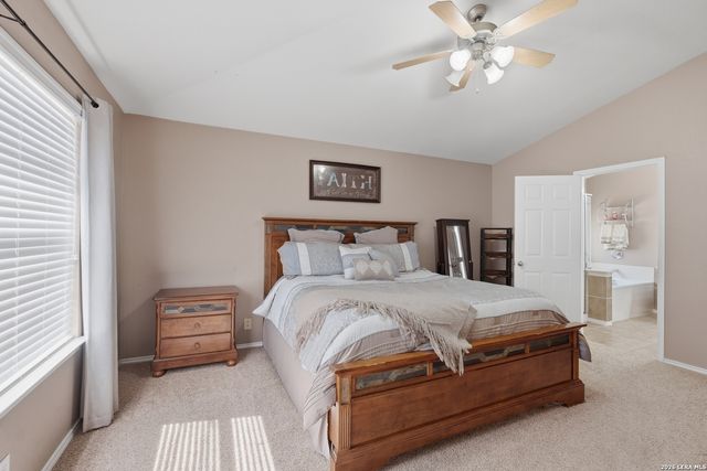100 Farmview, Cibolo, TX 78108