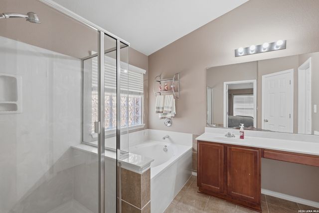 100 Farmview, Cibolo, TX 78108