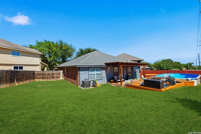 100 Farmview, Cibolo, TX 78108