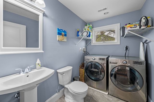 52 Ashland St 52, Medford, MA 02155