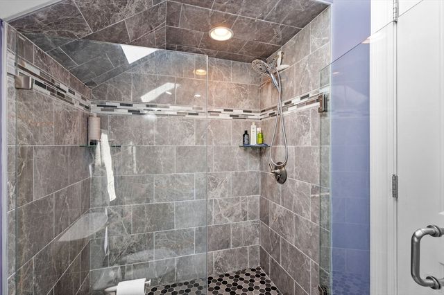 52 Ashland St 52, Medford, MA 02155