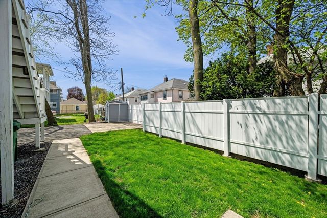 52 Ashland St 52, Medford, MA 02155