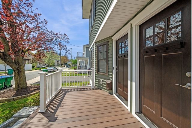 52 Ashland St 52, Medford, MA 02155
