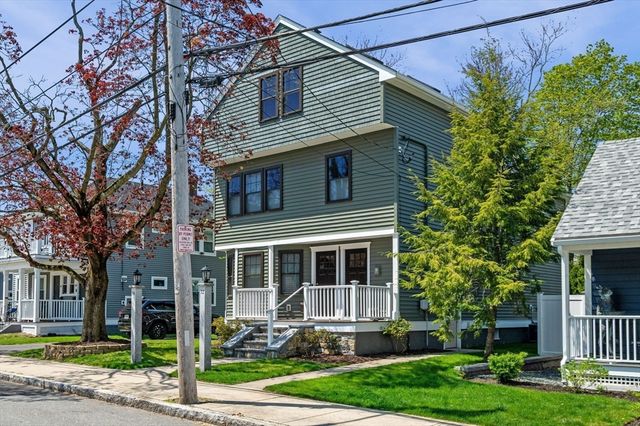 52 Ashland St 52, Medford, MA 02155