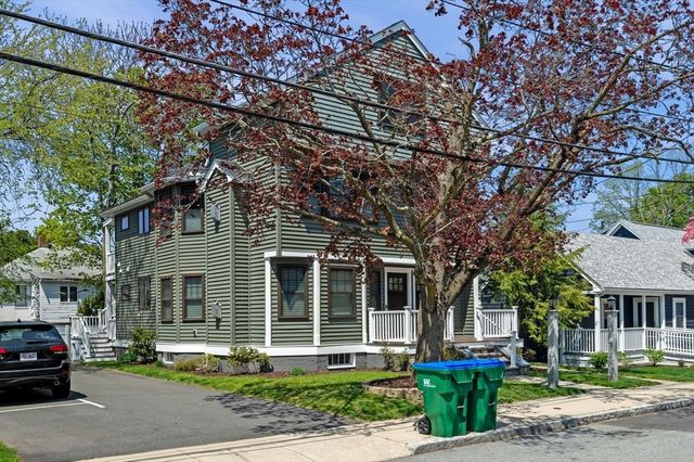 52 Ashland St 52, Medford, MA 02155