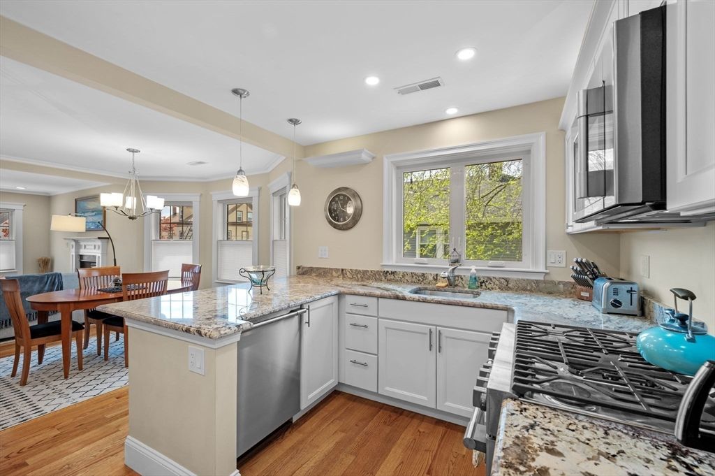 52 Ashland St 52, Medford, MA 02155