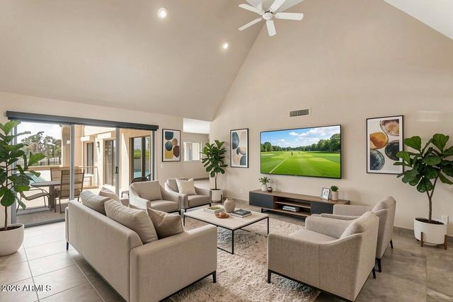 3033 E CLAREMONT Avenue, Phoenix, AZ 85016