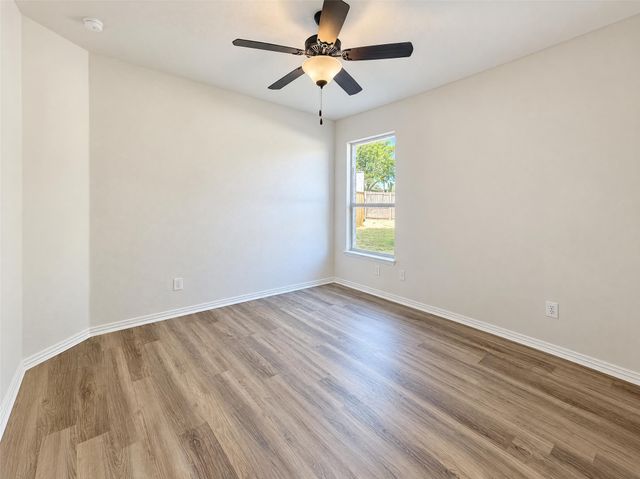 6715 Winding Valley Trail, Rowlett, TX 75089