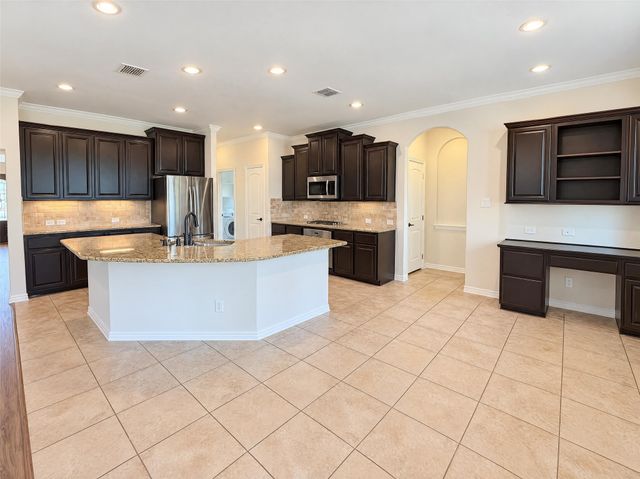 6715 Winding Valley Trail, Rowlett, TX 75089