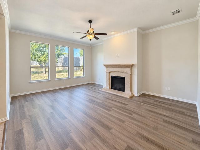 6715 Winding Valley Trail, Rowlett, TX 75089