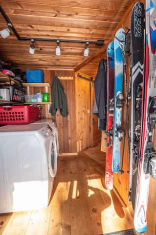 13 Yodeling Lane, Dover, VT 05356