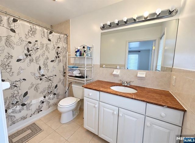 85 Lincoln Street B, Fairview, NJ 07022