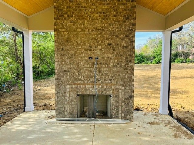 2203 Castleman Dr, Nashville, TN 37215