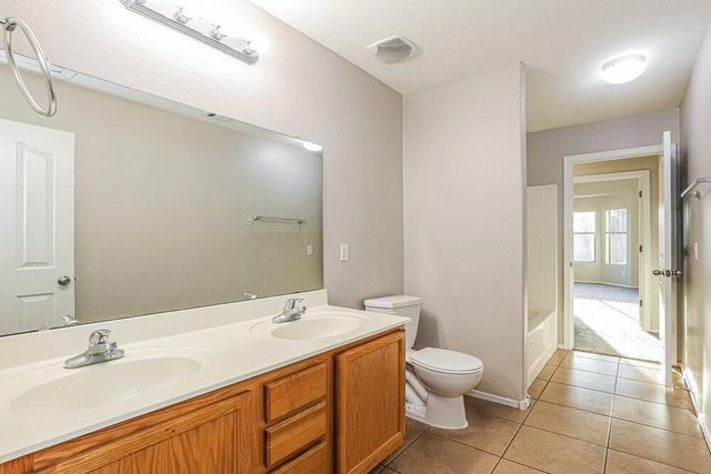 7814 S 72nd Lane, Laveen, AZ 85339