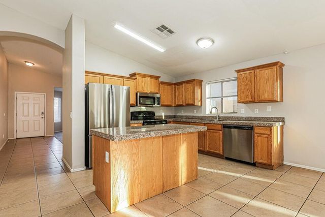 7814 S 72nd Lane, Laveen, AZ 85339