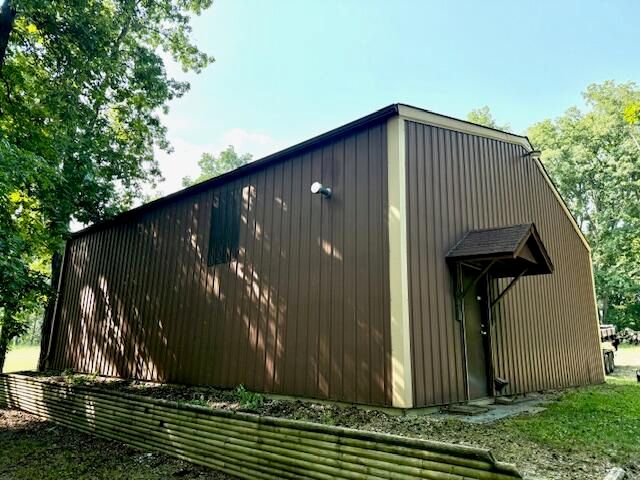 275 W 700 N, Valparaiso, IN 46385