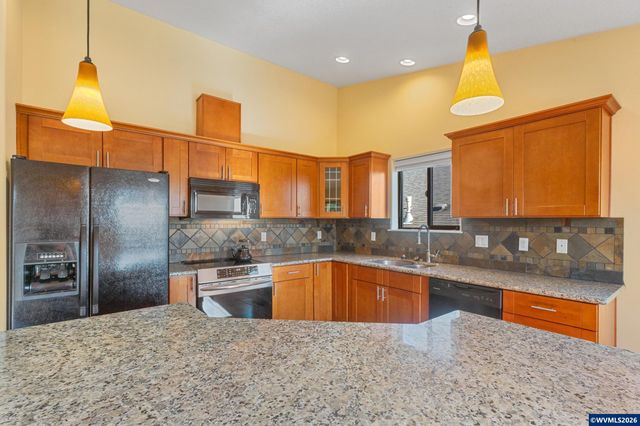 5648 Koda St SE, Salem, OR 97306