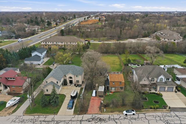 115 Hillside Lane, Burr Ridge, IL 60527